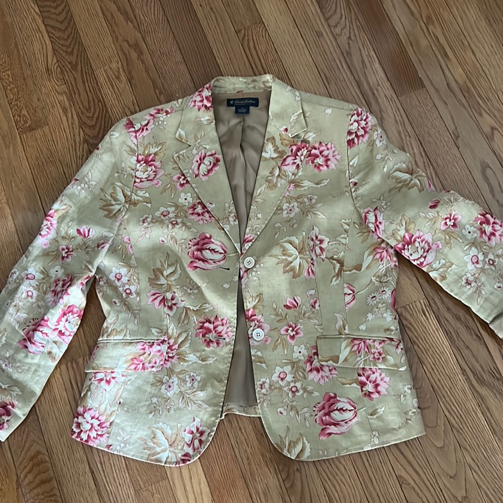 Brooks Brothers, 100% linen blazer, 14, khaki with cottage roses